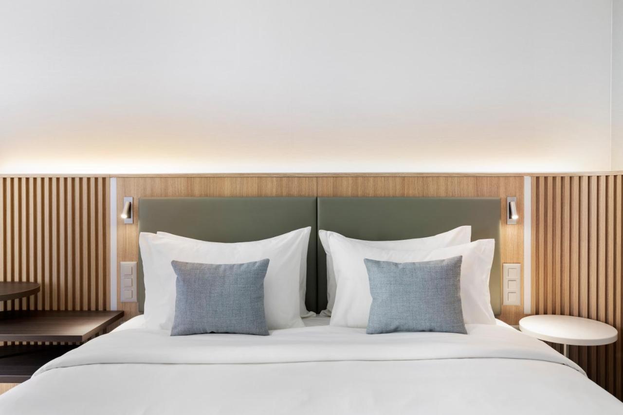 Courtyard By Marriott Biel Bienne Hotel Exterior foto