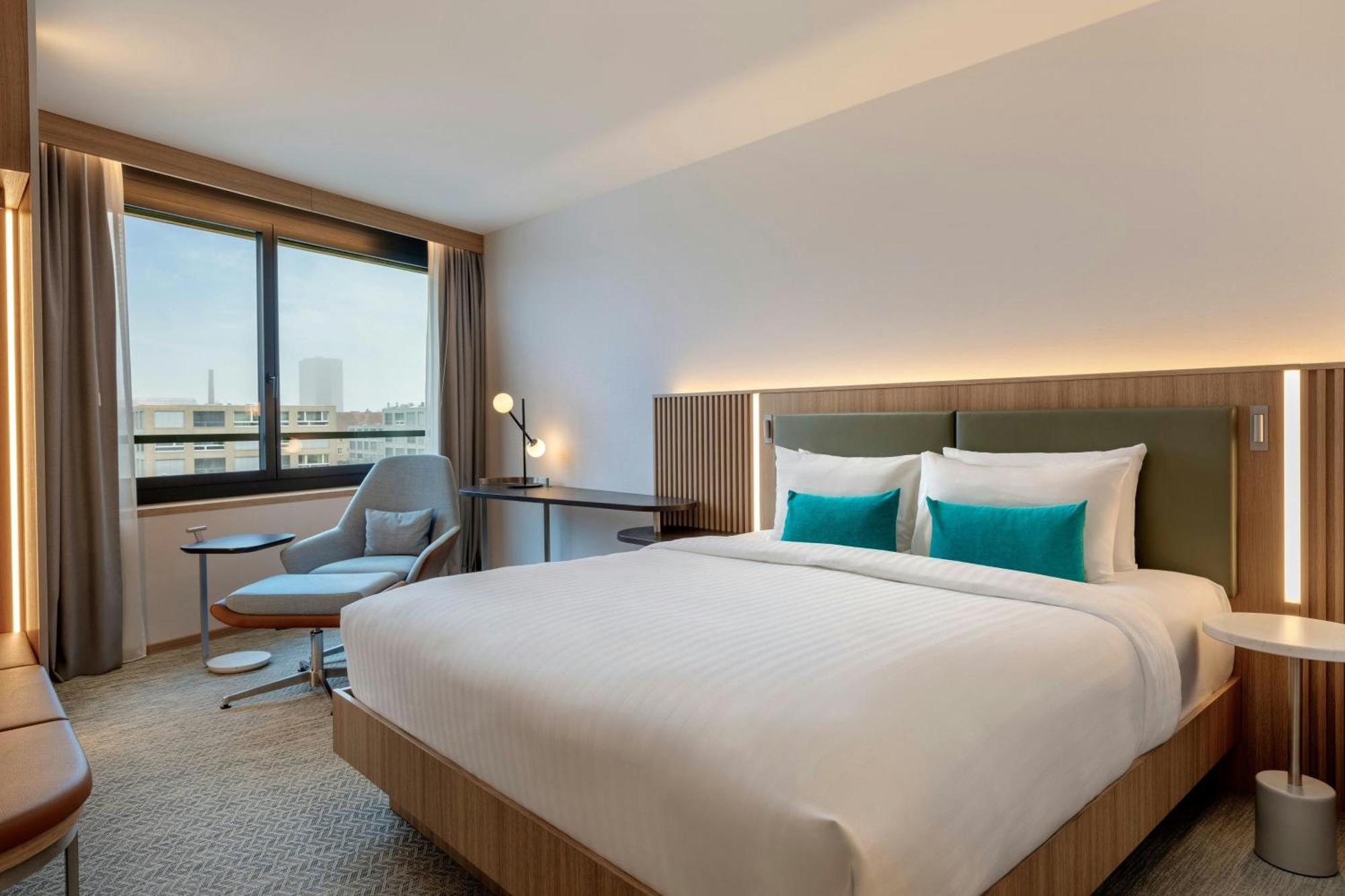 Courtyard By Marriott Biel Bienne Hotel Exterior foto